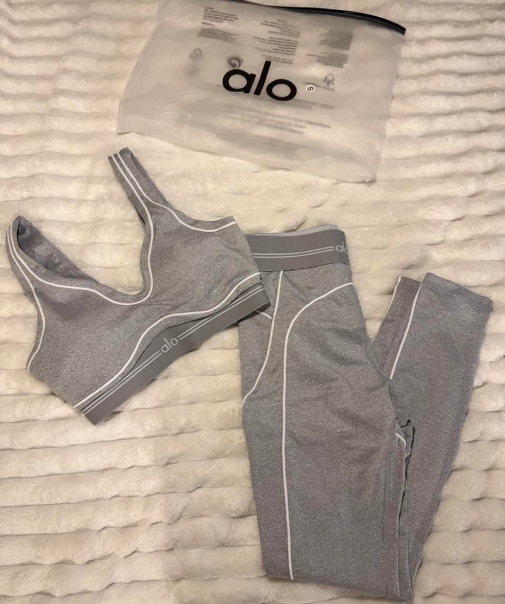 Alo-Inspired Activewear Set – Bra & Leggings
