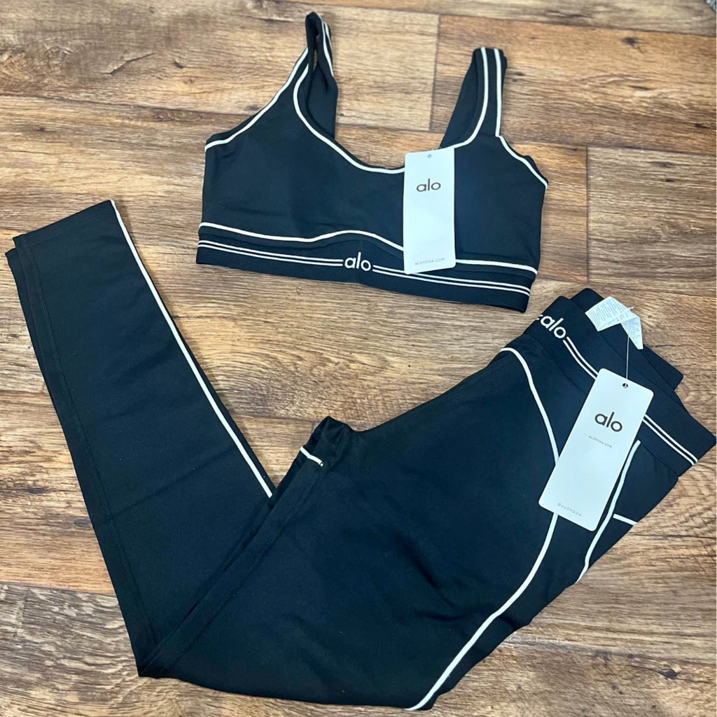 Alo-Inspired Activewear Set – Bra & Leggings